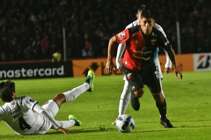 Colón ganó 2 a 1 a Cerro Porteño en la previa de sus 117 años | Deportes
