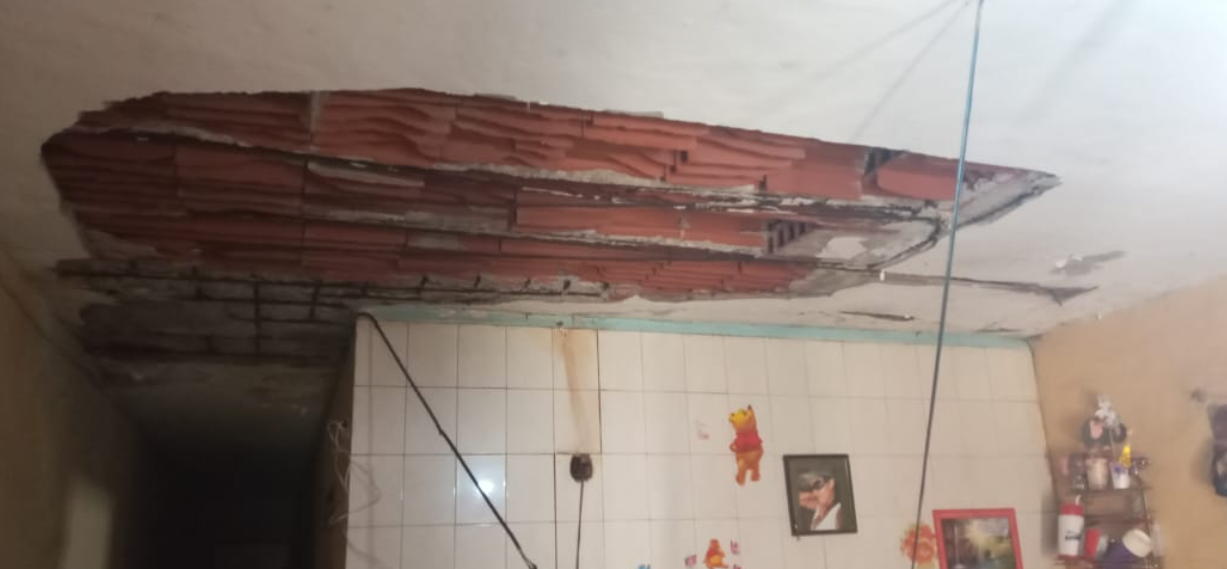 Temor de los vecinos de barrio Acería por derrumbes en los monoblocks | Noticias