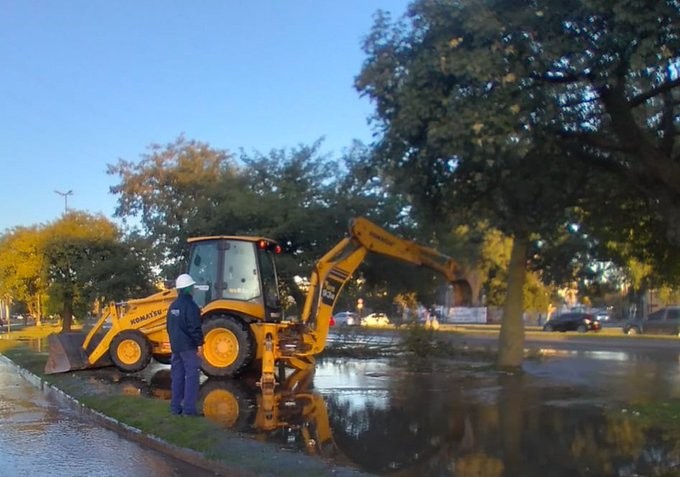 Finalizó la reparación de un caño averiado en Avenida Alem | Información General