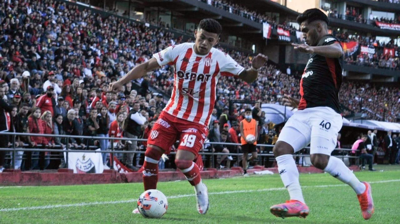 La ciudad se divide por una nueva edición del clásico santafesino | Deportes