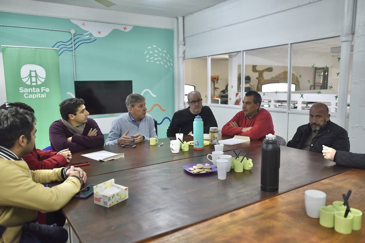 Realizarán una nueva capacitación laboral para conductores taxis y remises | Información General