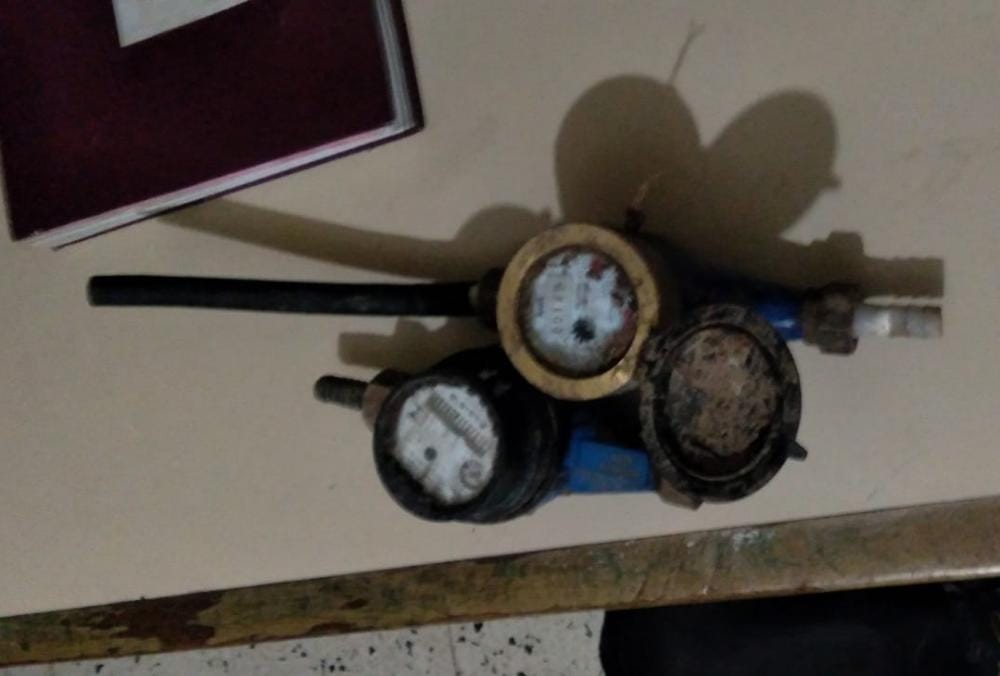 Arrestaron a un hombre que llevaba cuatro medidores de agua en Santo Tomé | Noticias