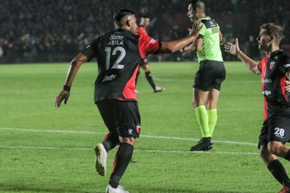 Colón recibe a Velez buscando dejar atrás la eliminación copera | Deportes