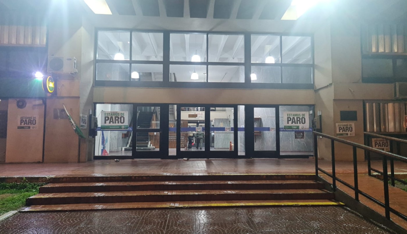 Con alto acatamiento, se cumple el paro en la administración central | Noticias