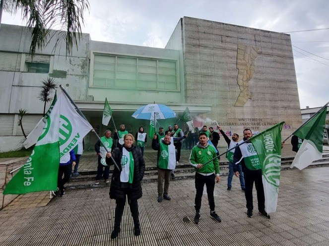 Alto acatamiento en la segunda jornada de paro de la administración central | Noticias