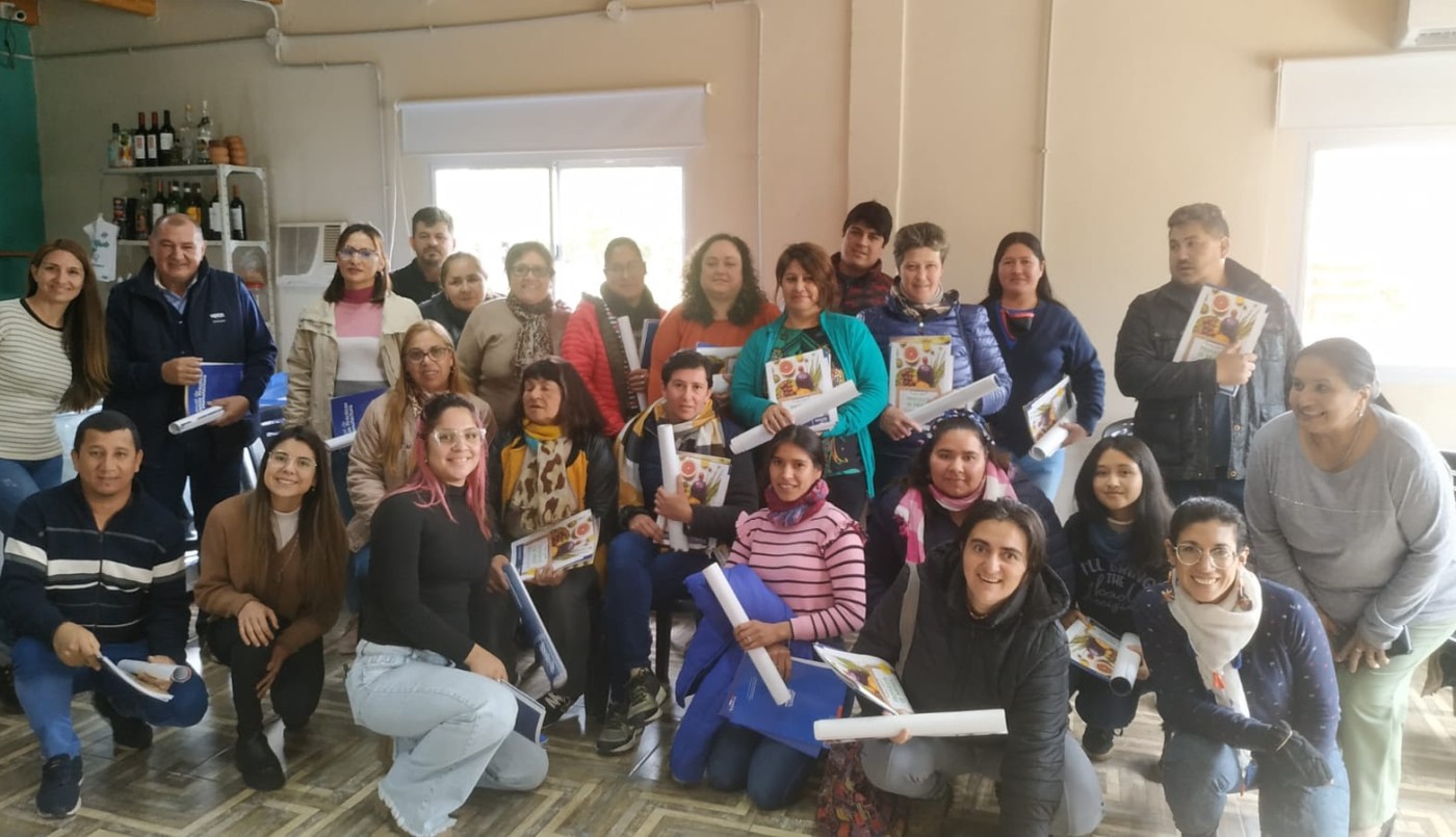 Brindan jornadas de capacitación sobre seguridad y soberanía alimentaria | Información General