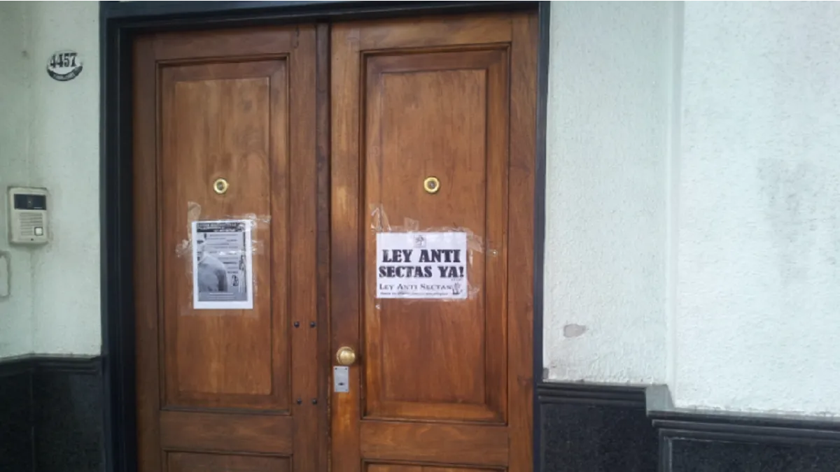 Villa Crespo: allanaron a una secta que tenía USD400 mil | Nacionales