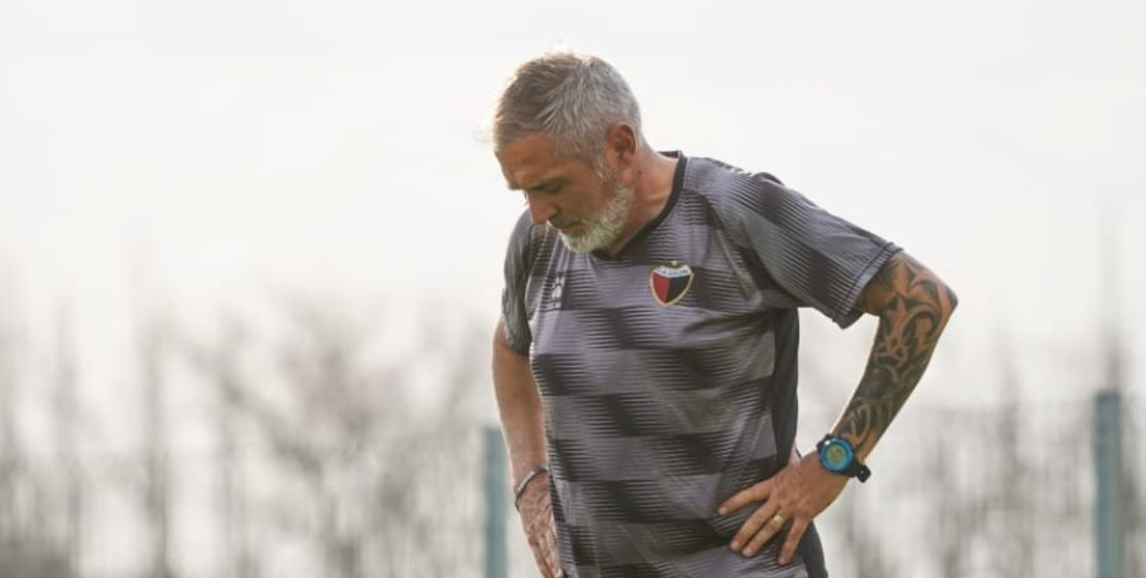 Sergio Rondina dejó de ser el técnico de Colón, duró solo un mes | Deportes