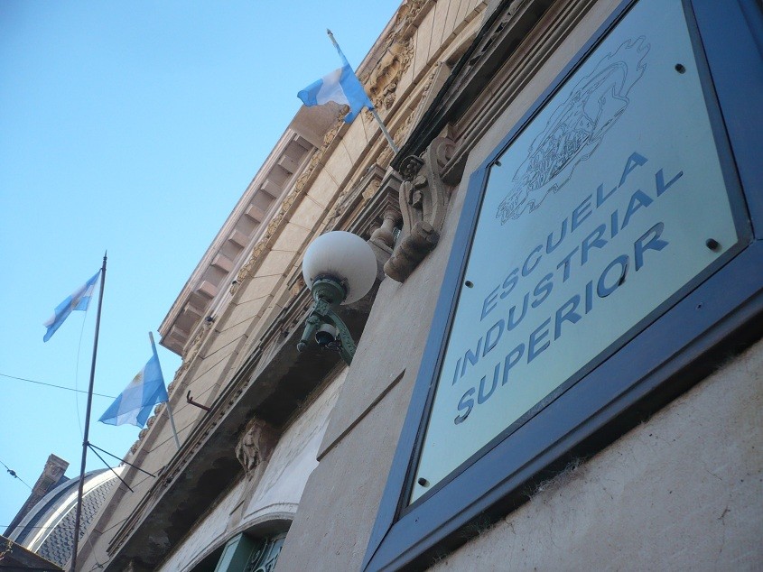 La Escuela Industrial Superior de la UNL abre la inscripción para el examen de ingreso 2023 | Información General