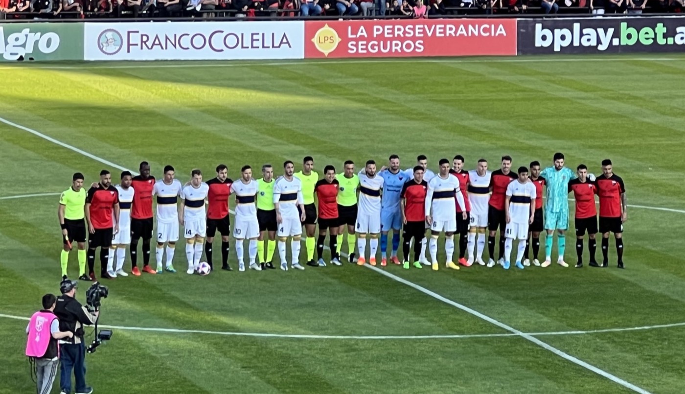 Colón y Boca ya juegan en el Brigadier López | Deportes