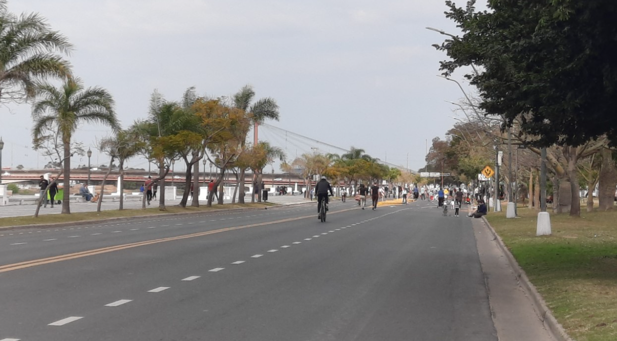 Jueves con cielo despejado y se esperan ráfagas de viento en la ciudad | Información General