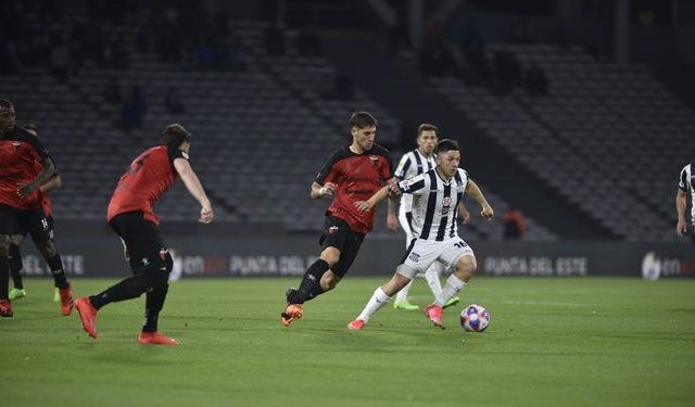 Final del primer tiempo: Colón pierde ante Talleres | Deportes