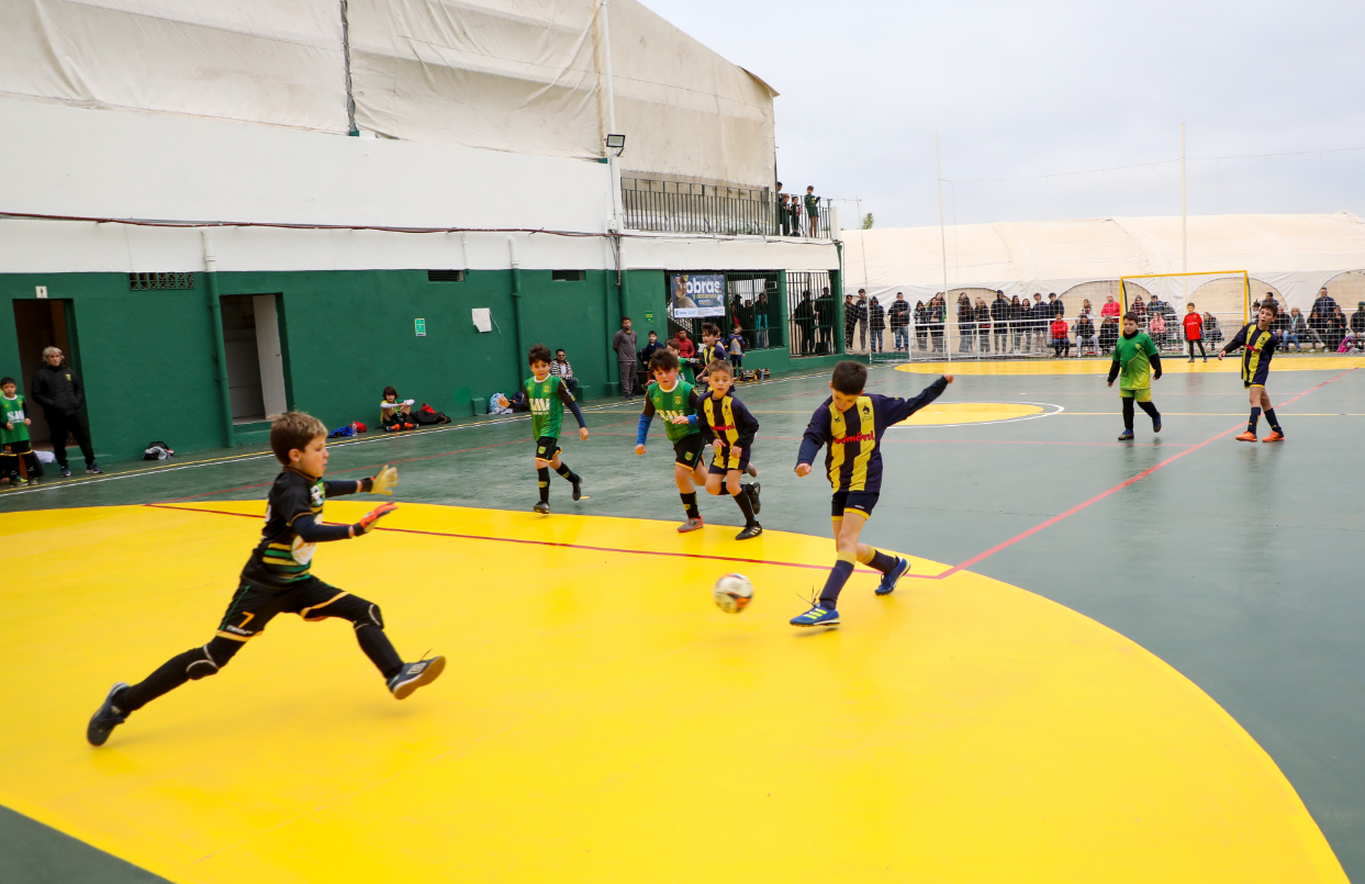 Se inauguró un playón deportivo en el Club de Regatas de Santa Fe | Información General