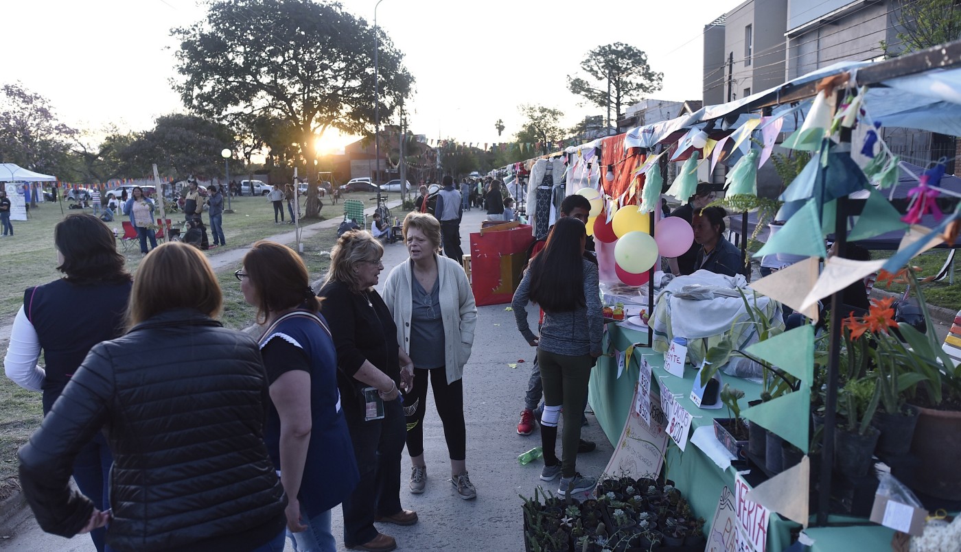 Guadalupe Oeste disfrutó del Barrio Abierto con nueva iluminación | Información General