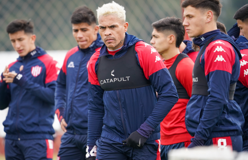 Se volvió a lesionar Álvez y esperan la evolución de Roldán | Deportes