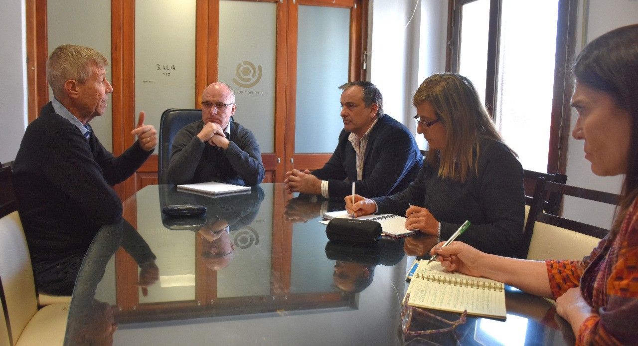 La Defensoría pide a Litoral Gas garantizar la atención presencial sin turno previo | Información General