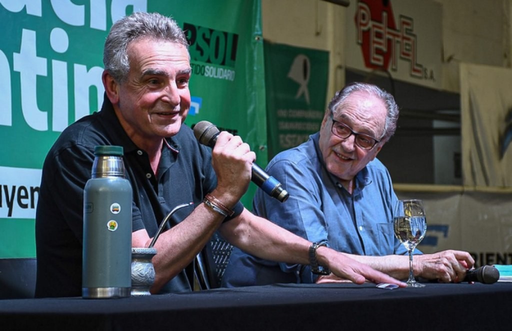 Agustín Rossi y Carlos Heller compartieron un acto en "defensa a la democracia argentina" | Noticias