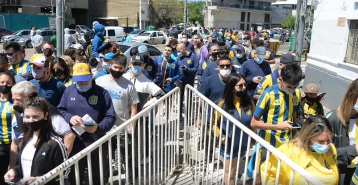 Prohíben a un hincha de Central ir a la cancha por deudor alimentario | Judiciales