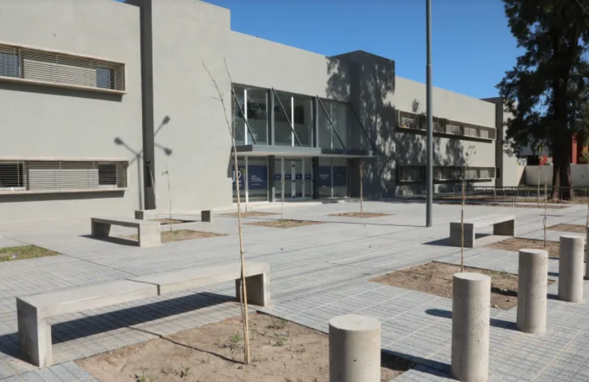 Comienzan hoy a trasladar presos de comisarías a la Alcaidía de Las Flores | Noticias