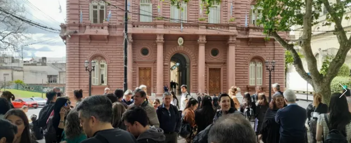 Evacuaron la Municipalidad y el Concejo de Rosario por una amenaza de bomba | Noticias