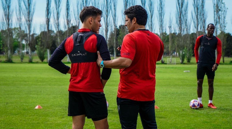 Saralegui se reunirá hoy con Vignatti para definir su continuidad | Deportes