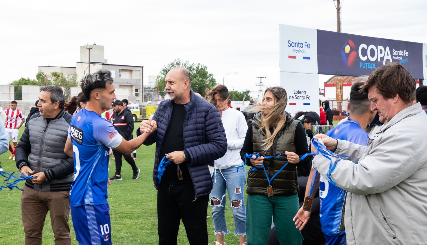 Perotti encabezó la premiación de la Copa Santa Fe Provincia Deportiva de Fútbol Masculino | Deportes