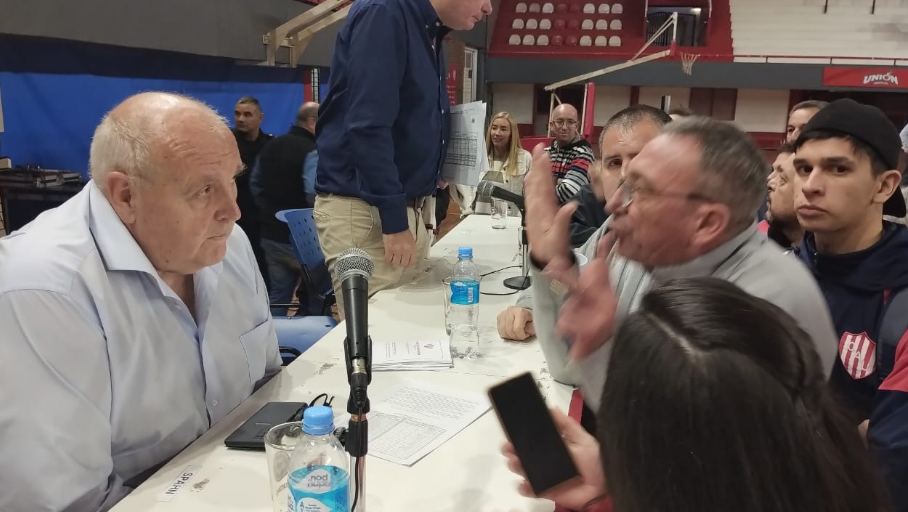 Spahn: "Un grupo importante de gente vino dispuesta a no aprobar nada y a insultar" | Deportes