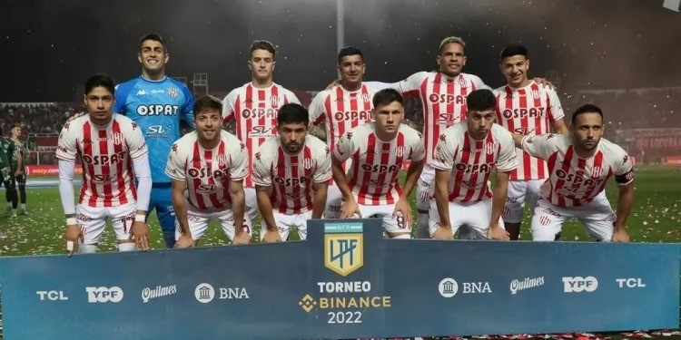 Racing no solo mira a Nardoni, y ofrecería dinero y jugadores como parte de pago | Deportes