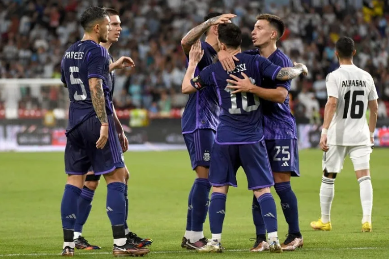 La Selección Argentina pone en marcha la ilusión mundialista frente a Arabia | Deportes