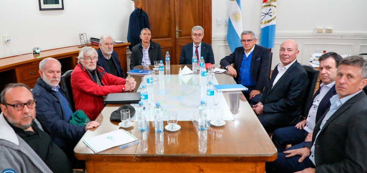 La provincia convocó a los gremios estatales a paritarias a partir del 1 de diciembre | Noticias