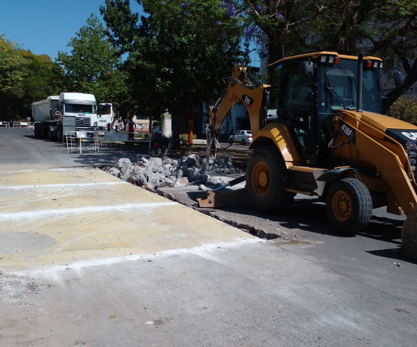 A partir de las 10, interrumpen el tránsito en Boulevard al 900 por obras de ASSA | Información General