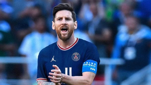 Messi sale a la cancha en la vista de PSG a Rennes | Deportes