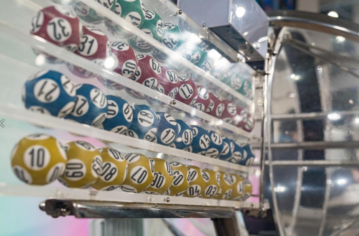 Tres apostadores ganaron premios millonarios en el Quini 6 | Información General