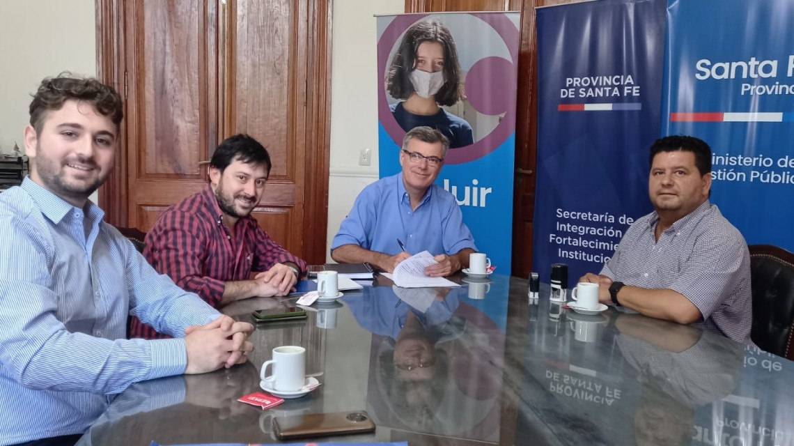 La Provincia entregó aportes por más de 40 millones de pesos para ampliar el servicio de agua potable en Villa Constitución y Melincué | Noticias