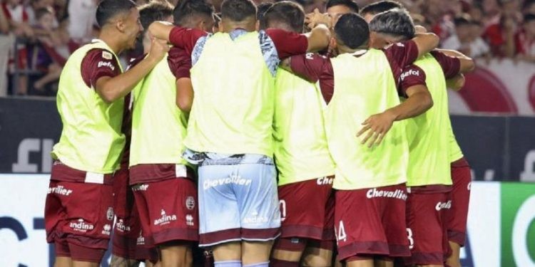 Lanús ganó en La Plata y es el único puntero | Deportes