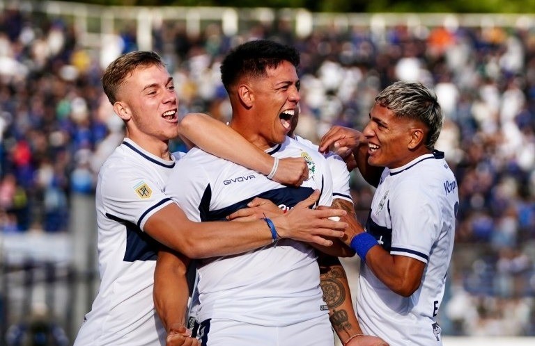 Gimnasia ganó por primera vez y le sacó el invicto Instituto | Deportes