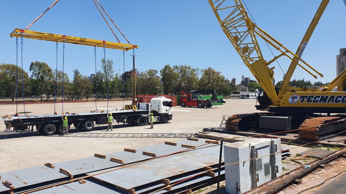 El puerto de Santa Fe moviliza 180 camiones para trasladar dos embarques a su destino final | Noticias