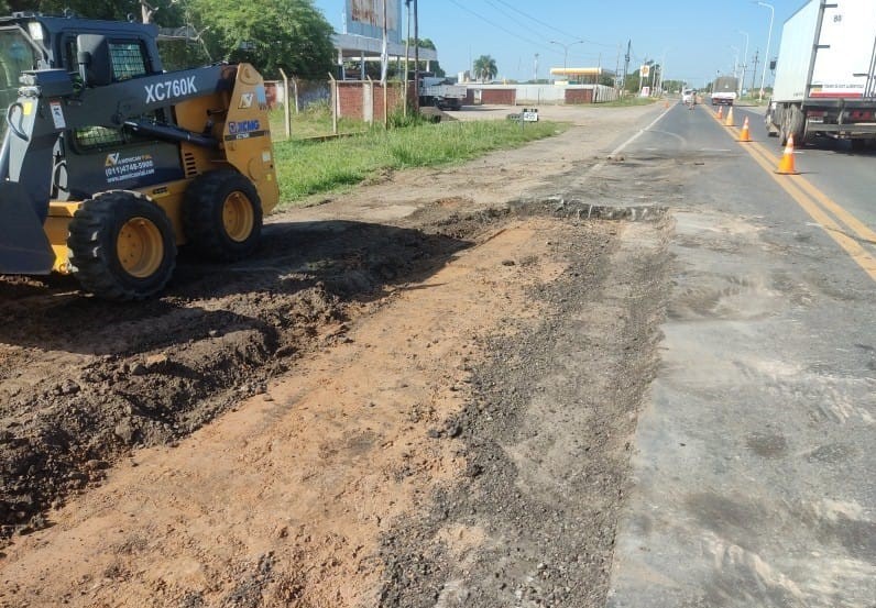 Continúan los trabajos de Vialidad Nacional sobre Ruta 11 en Sauce Viejo | Información General