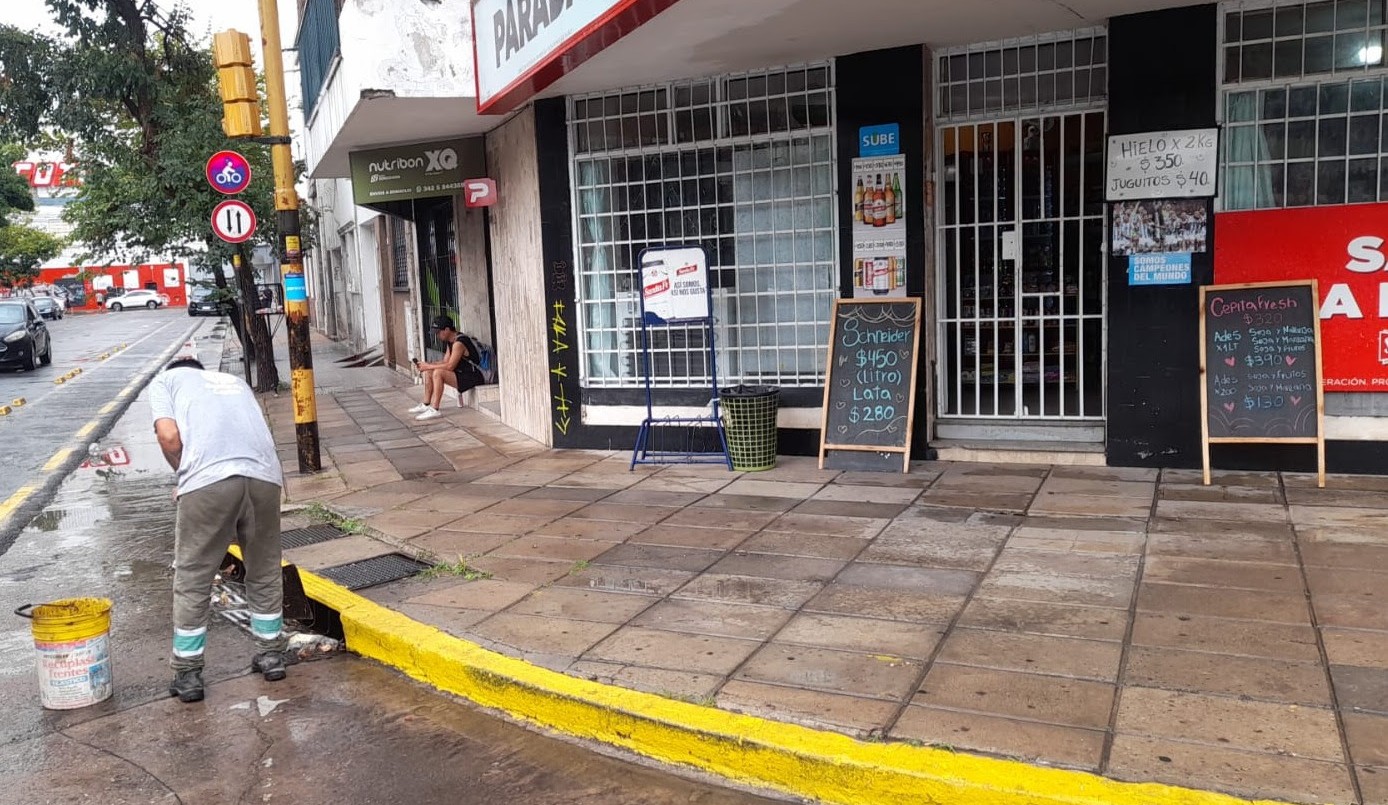 Cuadrillas del municipio trabajan para atender los reclamos por el temporal | Información General