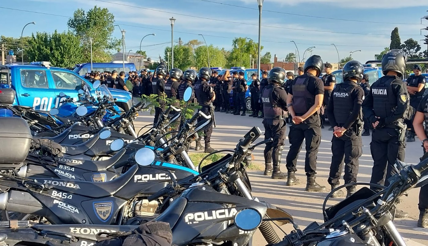 Continúan intensificando operativos de saturación, identificación y secuestro de armas en Rosario | Noticias