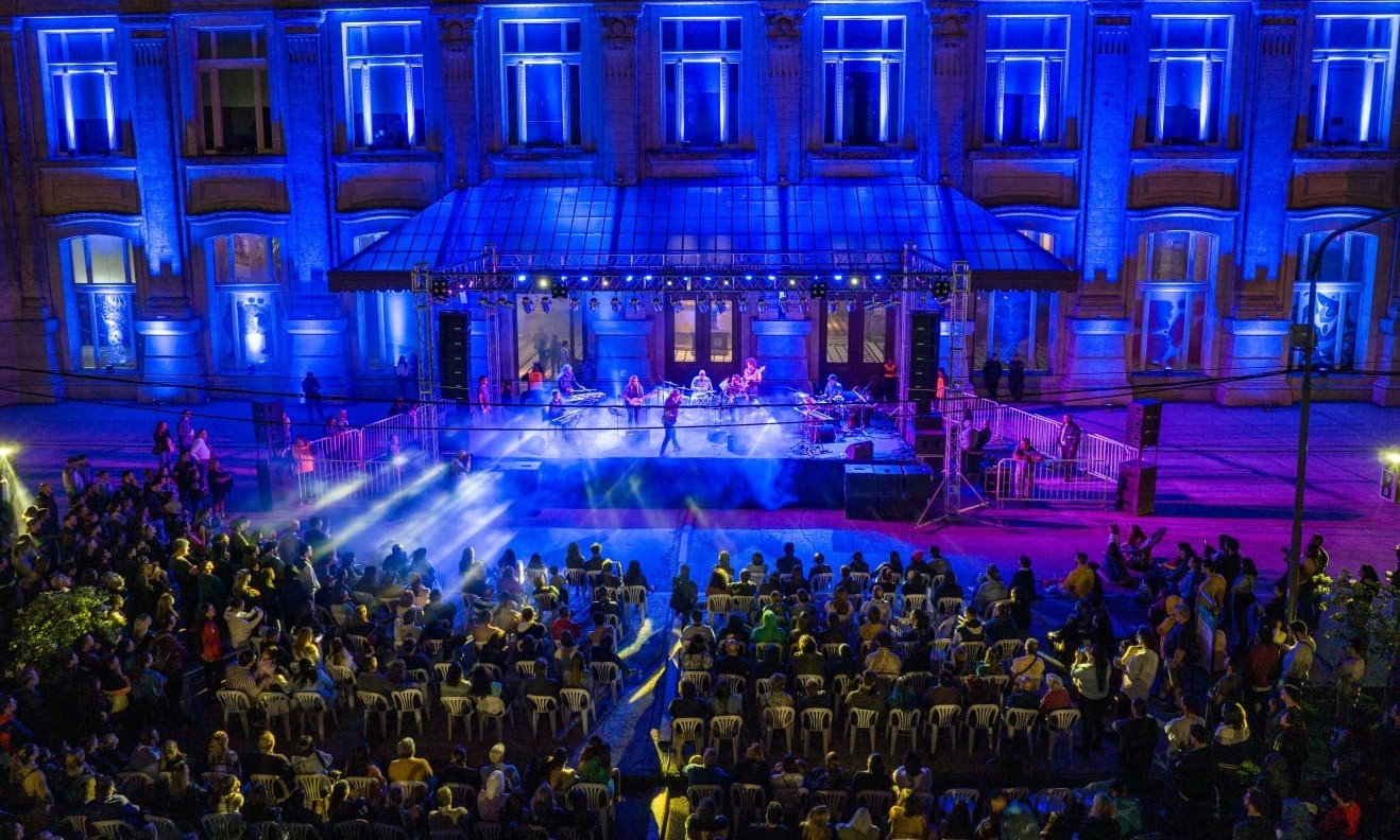 La “Noche de las Ideas” reunió a más de 15.000 personas | Espectaculos