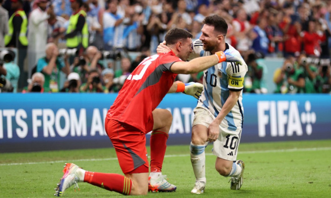 El presidente de la UEFA apuntó contra Messi y "Dibu" Martínez por los festejos del Mundial | Deportes