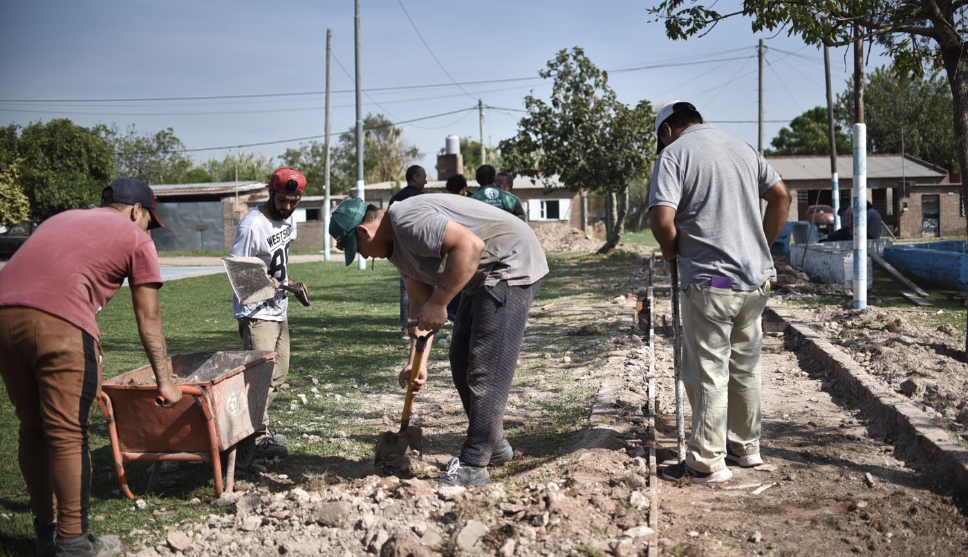 Jatón: “Las conversaciones con los vecinos dan resultados y se transforman en obras” | Información General