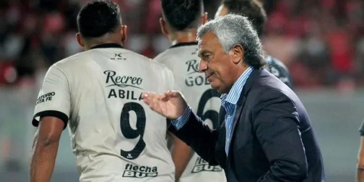 Colón quiere la primera alegría del año de local ante Vélez | Deportes