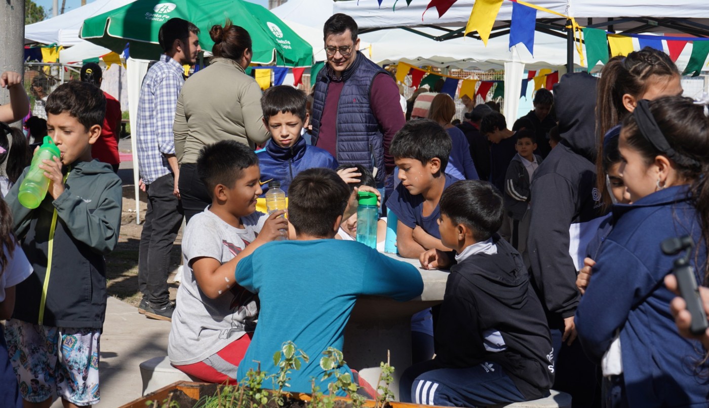 Jornada educativa y lúdica en barrio Santa Rosa de Lima | Información General