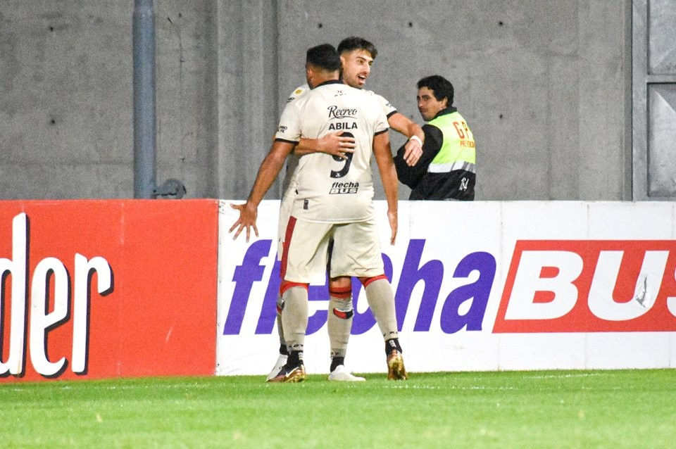 Copa Argentina: Colón venció 2 a 0 a Colegiales | Deportes