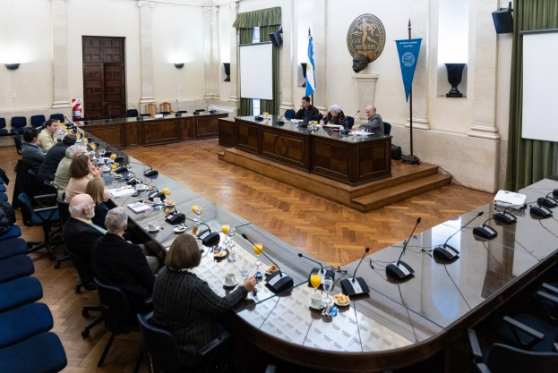 Menos violencia y más política: El pedido de la Mesa del Diálogo | Información General