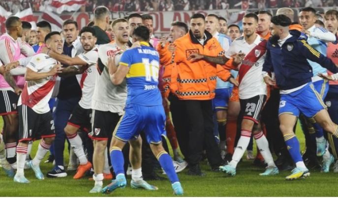 Salieron las sanciones para los expulsados de River y Boca por el final escandaloso del Superclásico | Deportes