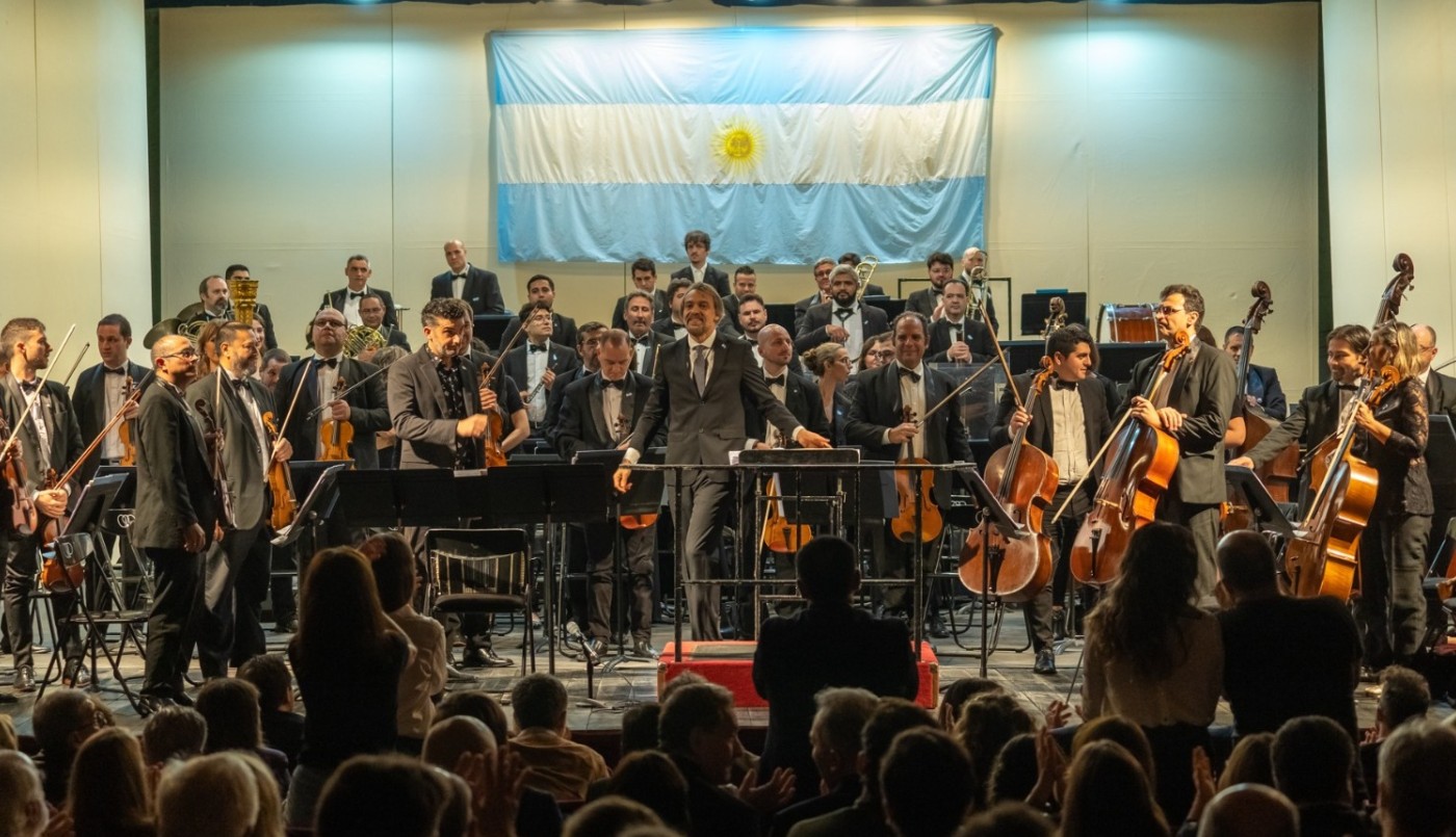 La Orquesta Sinfónica Provincial brilló en la tradicional Gala en honor a la patria | Espectaculos