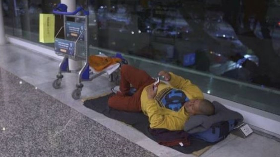 Más de 60 personas duermen todas las noches en el Aeroparque | Nacionales